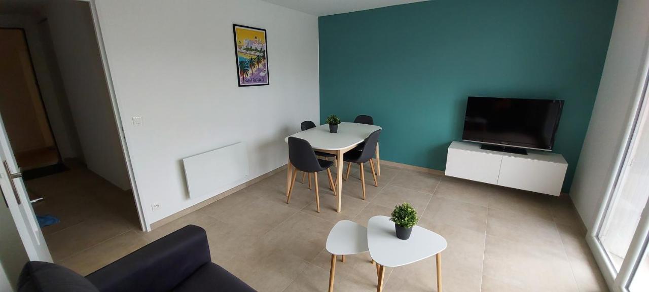 Apartamento Chez Julie Saint-Raphaël Exterior foto
